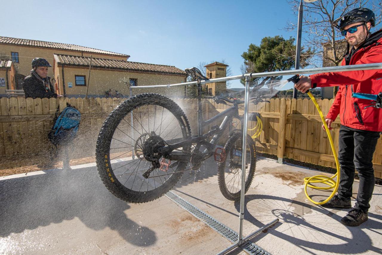 פופולוניה Poggio All'Agnello Sport & Active Holidays מראה חיצוני תמונה